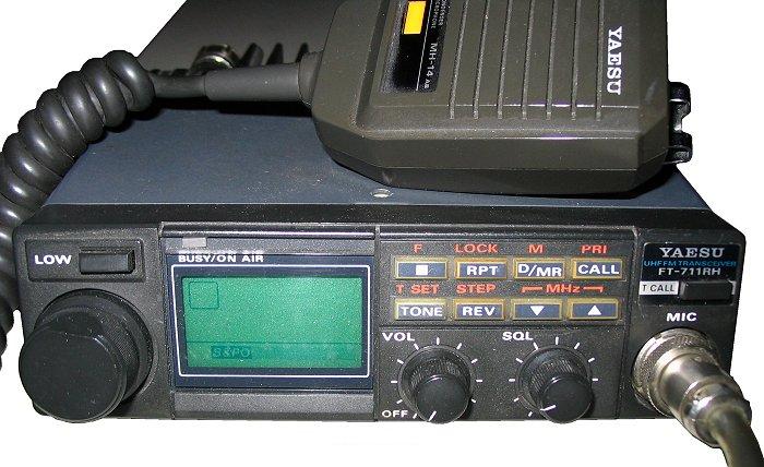 Yaesu FT-711RH